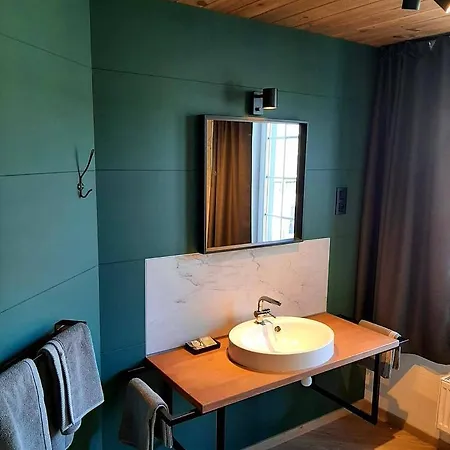 Couette-café Renée Cense 3*