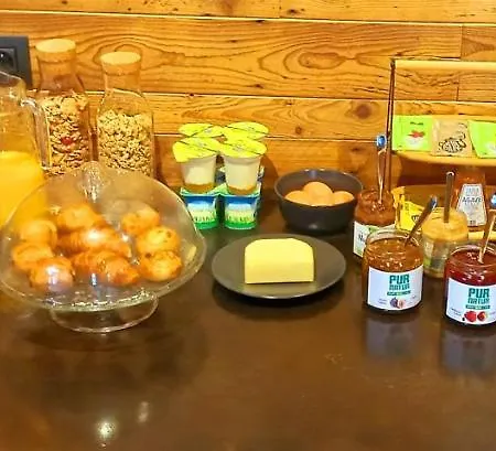 Bed & Breakfast Renee Cense 3*